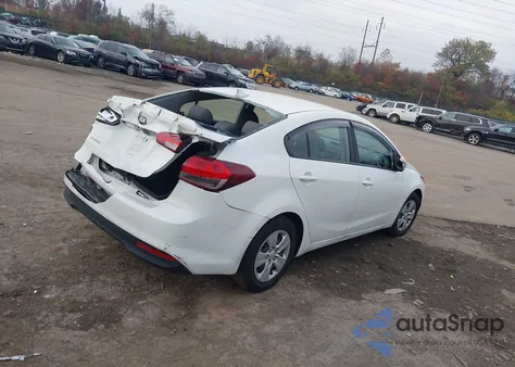 2017 Kia Forte Lx из США, поврежденный, VIN 3KPFK4A70HE107124